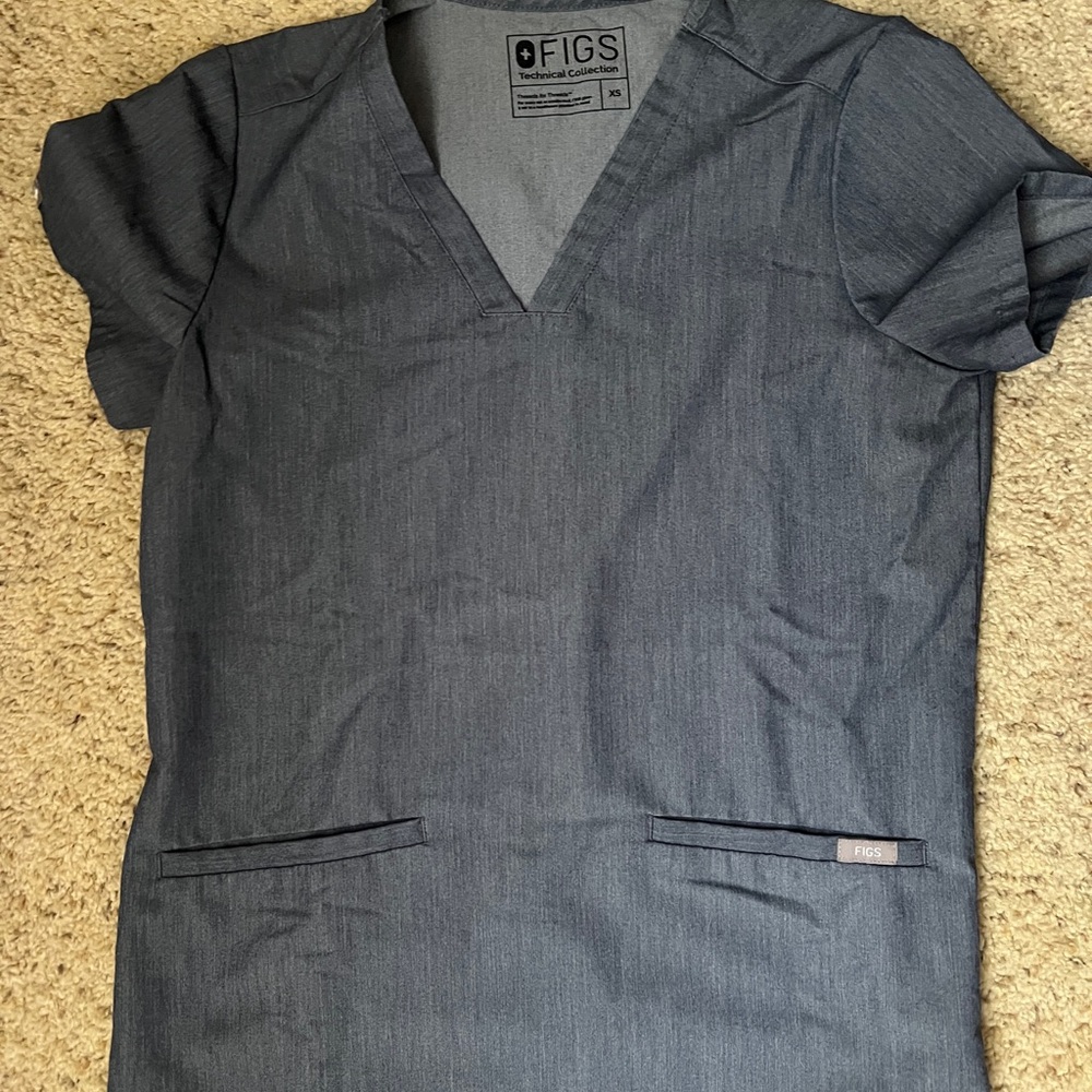 Figs scrub set